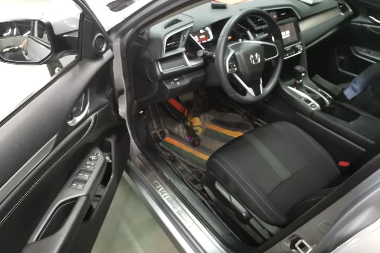 Used Honda Civic 2016 220TURBO CVT Luxury Edition
