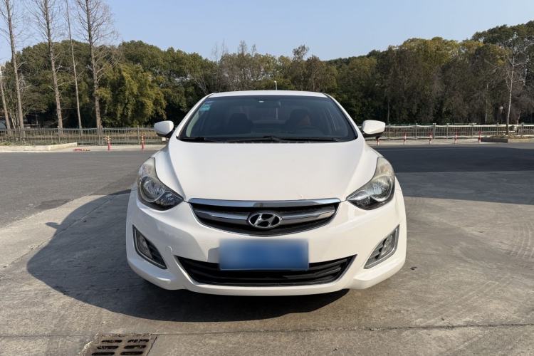 Used Hyundai Elantra 2015 1.6L Automatic Fashion Model