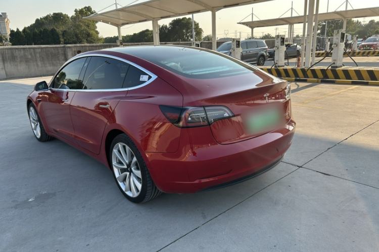 Used Tesla Model 3 2020 Long-Range Rear-Wheel-Drive Version
