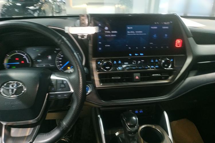 Used Toyota Highlander 2022 Dual-Engine 2.5L Four-Wheel Drive Prestige Version 7 Seats