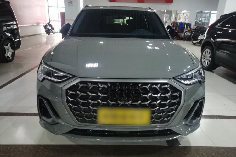 Used Audi Q3 2024 35 TFSI Fashion Dynamic Edition
