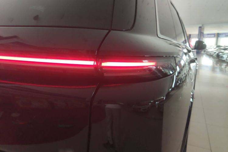 Used Li Auto L8 2023 Pro Model
