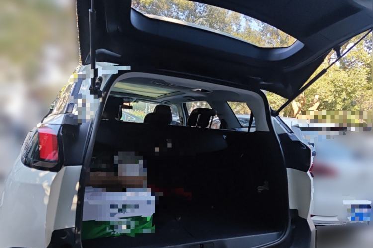 Used Peugeot 5008 2017 380THP 7-Seater Boundary-Free Edition
