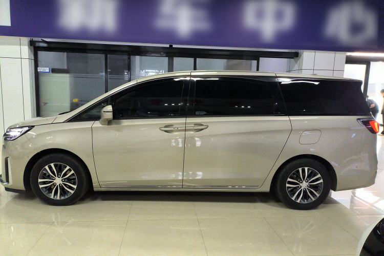 Used Buick GL8 2023 ES Lu Zun Deluxe Model
