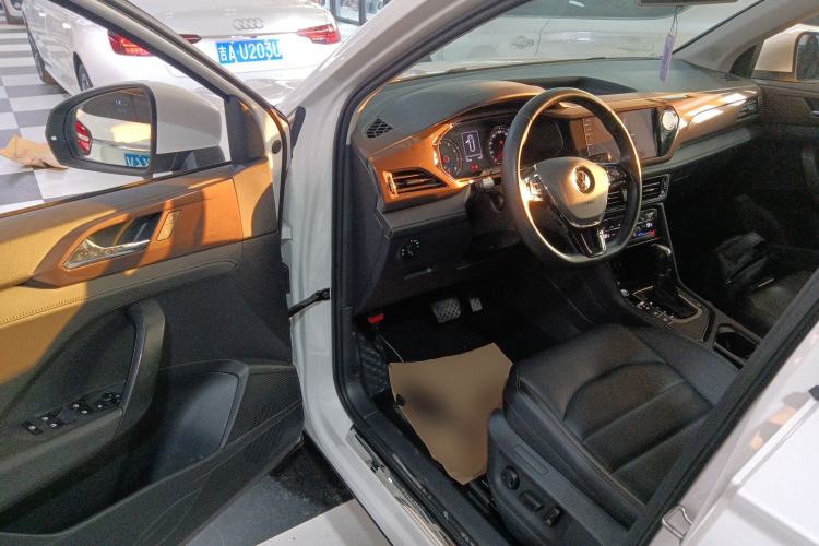 Used Volkswagen Tharu 2021 330TSI All-Wheel Drive Luxury PLUS Version
