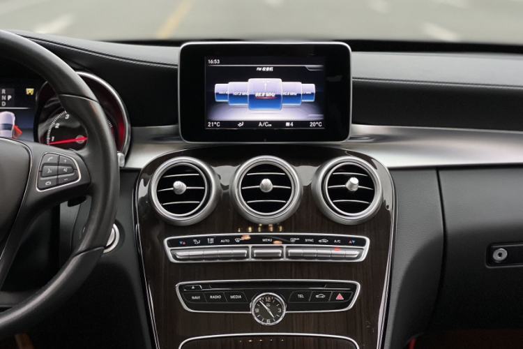 Used Mercedes-Benz C-Class 2017 Facelift C 200 L
