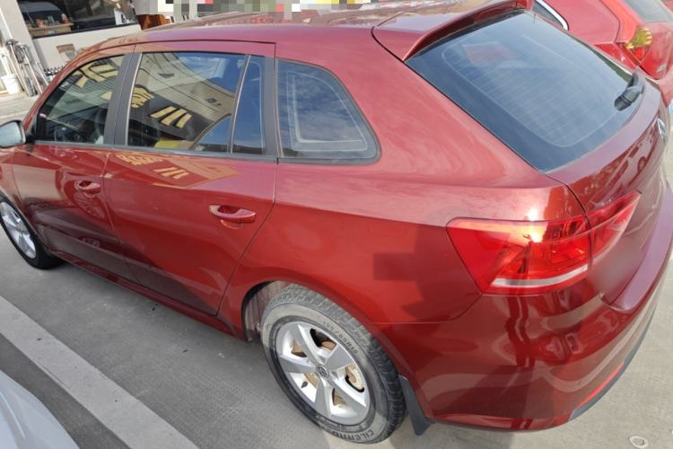 Used Volkswagen Gran Lavida 2013 1.6L Automatic Fashion Model
