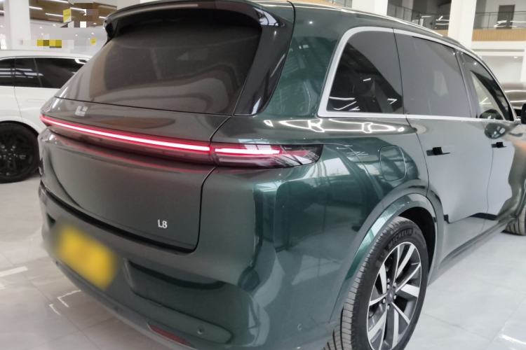 Used Li Auto L8 2023 Pro Model
