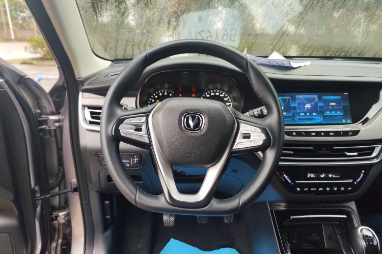 Used Changan CS35PLUS 2022 1.6L Manual Luxury Edition
