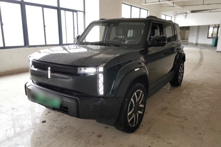 Used iCAR 03 2024 501km Four-wheel Drive Long-Range Advanced Version