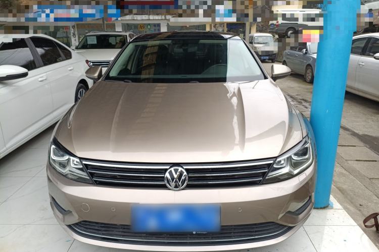 Used Volkswagen Lamando 2015 280TSI DSG Luxury Edition
