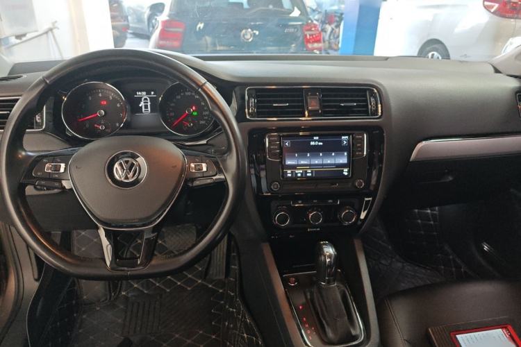 Used Volkswagen Sagitar 2018 280TSI DSG Ignite Edition
