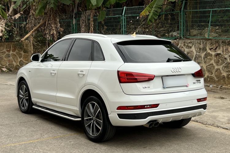 Used Audi Q3 2017 30 TFSI Fashion Model
