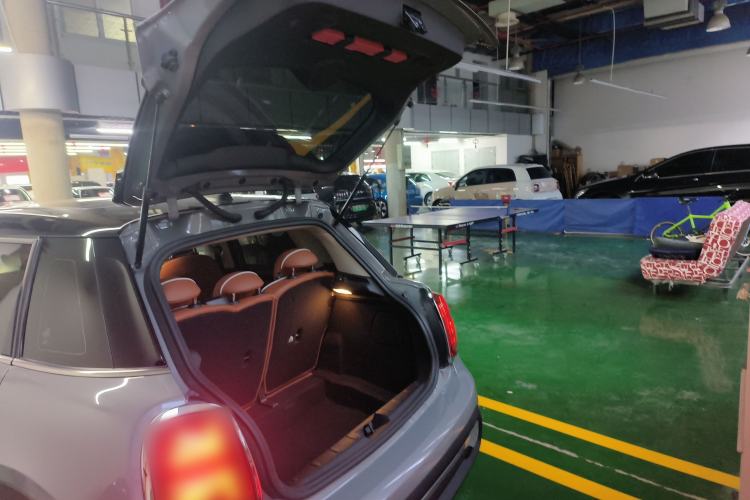 Used  MINI 2022 Updated 1.5T COOPER Classic Edition Five-Door Version
