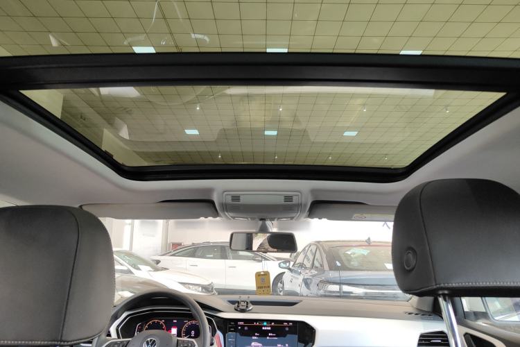 Used Volkswagen Tacqua 2021 200TSI DSG JoyConnect Edition
