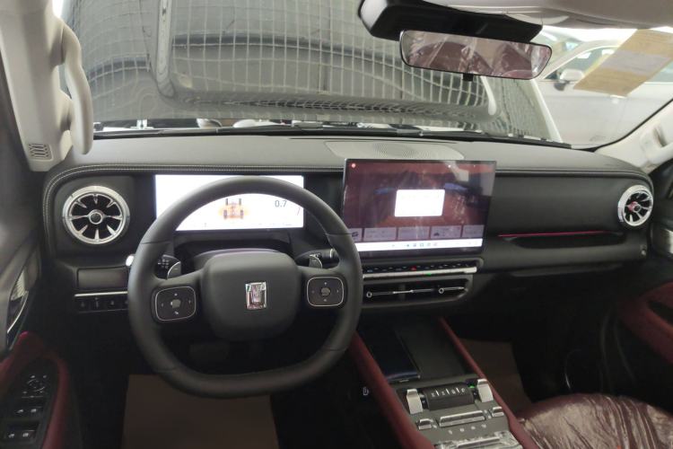 Used Tank 300 2025 2.0T Conqueror
