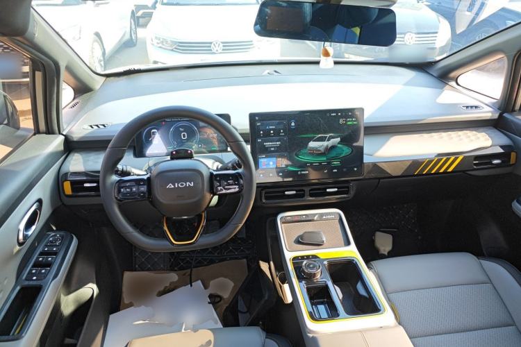 Used AION Y 2022 70 Tech Edition Lithium Iron Phosphate
