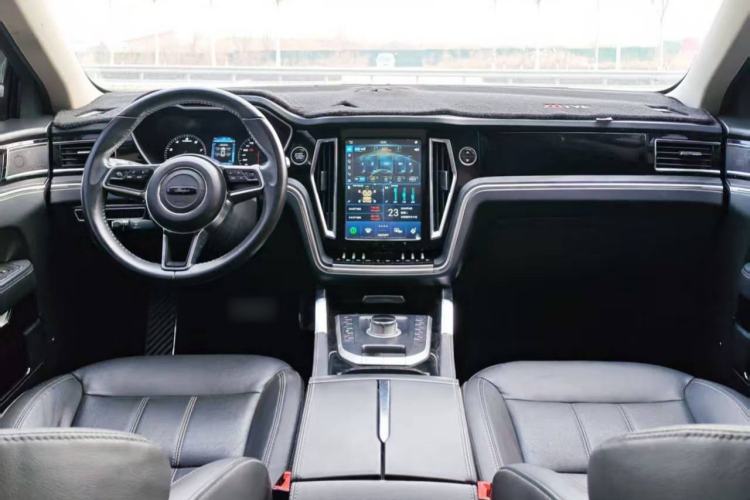 Used Zotye T700 2017 1.8T Dual-Clutch Luxury Model
