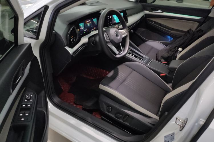 Used Volkswagen Golf 2023 Facelift 280TSI DSG Pro