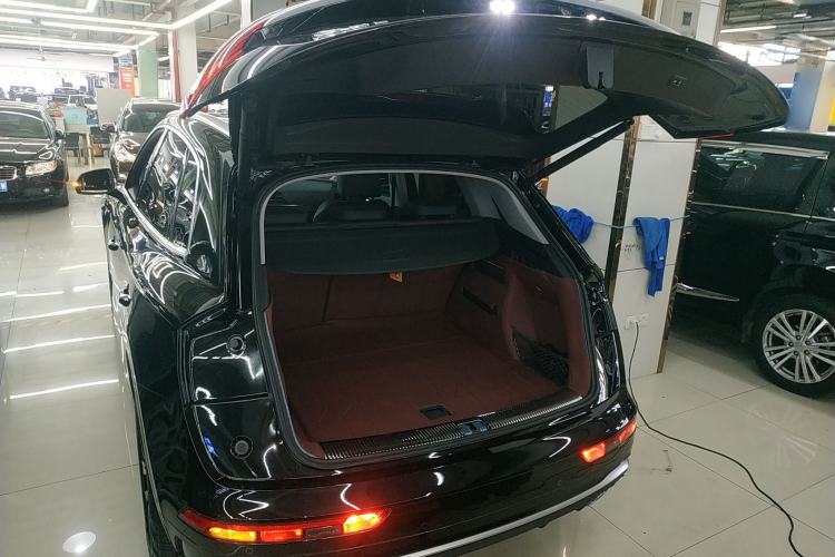 Used Audi Q5L 2022 40T Luxury Dynamic Model
