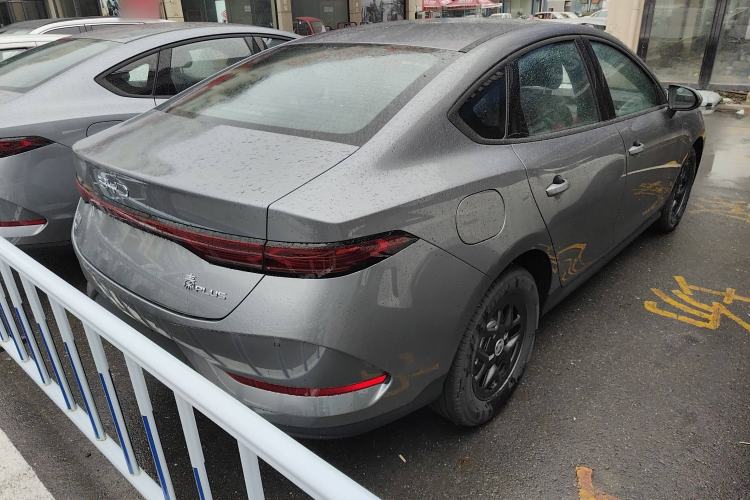 Used BYD Qin PLUS 2025 DM-i Smart Drive 55KM Leading Model
