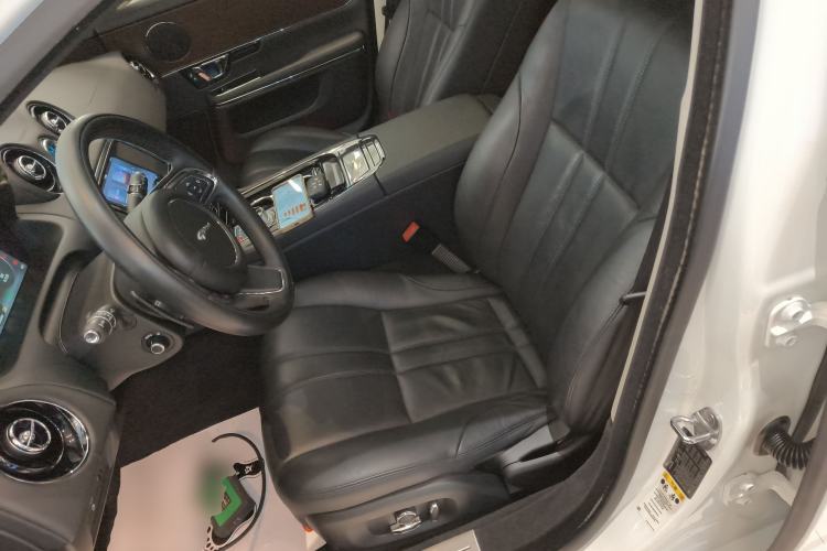 Used Jaguar XJ 2016 XJL 2.0T Two-Wheel-Drive Elegant Business Edition
