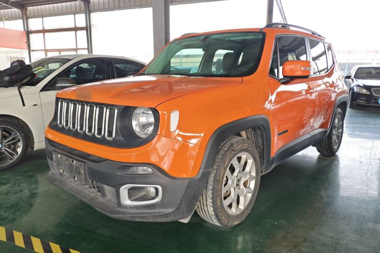 Used  Renegade 2018 Connected Large Screen Version 180T Automatic High-Energy Edition
