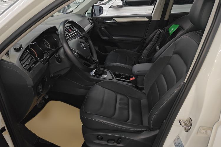 Used Volkswagen Tiguan L 2017 330TSI Automatic Two-Wheel Drive Luxury Edition