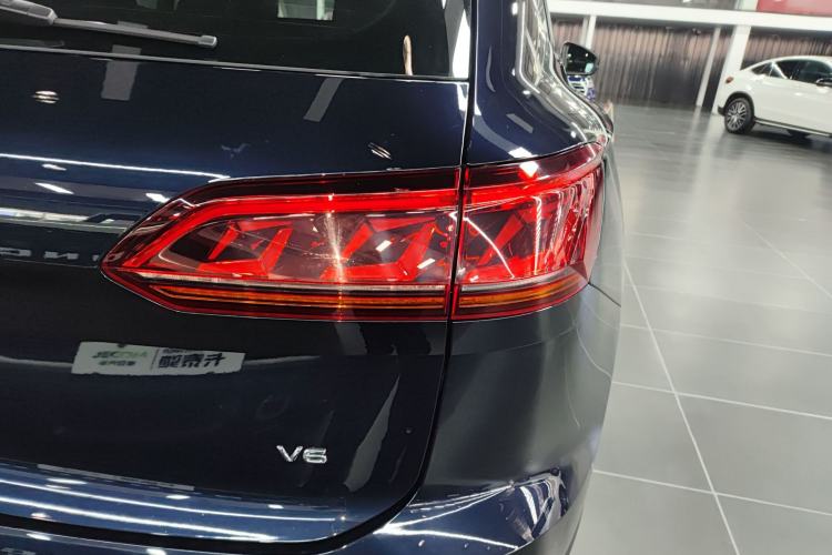 Used Volkswagen Touareg 2020 3.0 TSI Luxury Edition China VI
