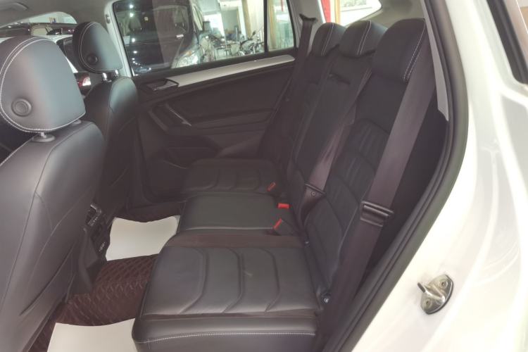 Used Volkswagen Tiguan L 2020 330TSI Automatic Two-Wheel Drive Panoramic Comfort Edition China VI Standard