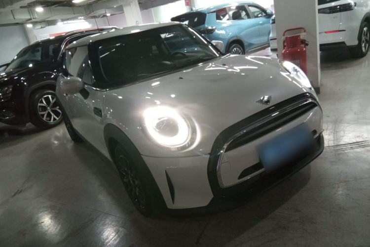 Used  MINI 2023 1.5T ONE

