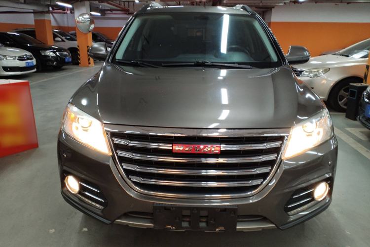 Used Haval H6 2015 Sport Edition 1.5T Automatic Two-Wheel Drive Luxury Model
