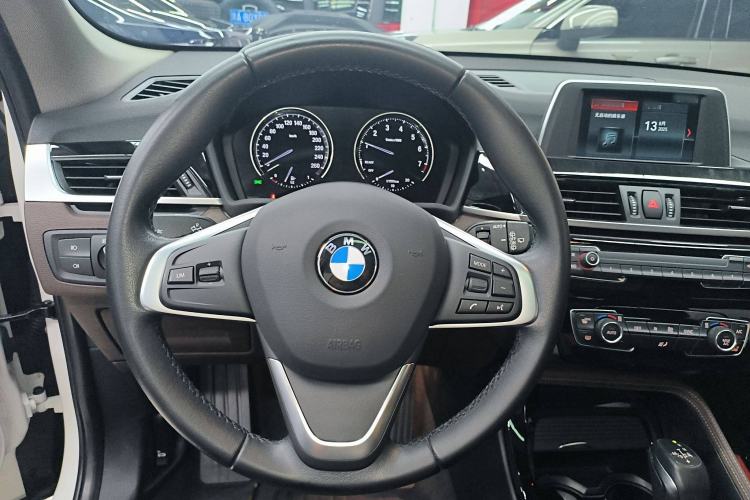 Used BMW X1 2018 sDrive18Li Luxury Model