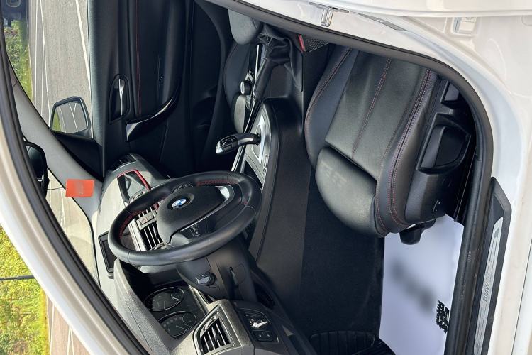 Used BMW 1 Series 2018 118i Sport Design Package
