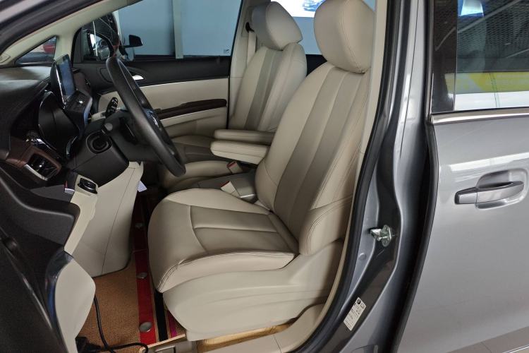 Used Buick GL8 2022 Land Cruiser Executive Class 652T Comfort Model
