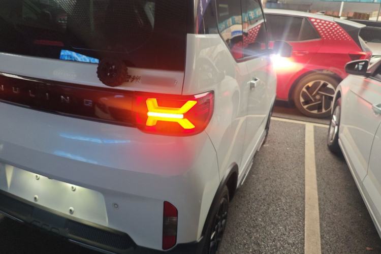 Used Wuling Hongguang MINIEV 2022 GAMEBOY 200km Gaming Edition with Lithium Iron Phosphate