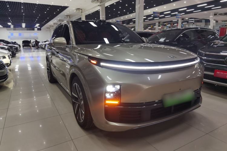 Used Li Auto L8 2024 Ultra Model
