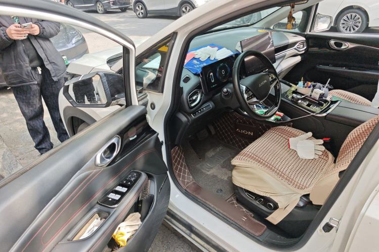 Used AION V 2021 Plus 70 Smart Technology Edition Lithium Iron Phosphate
