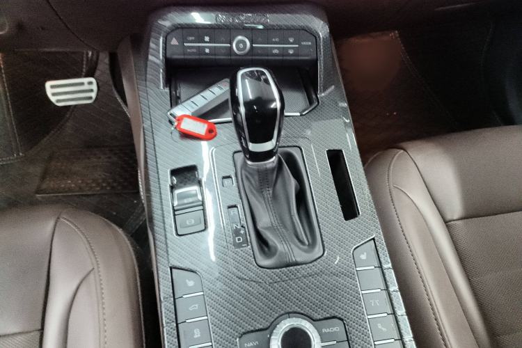 Used Wey VV7 2017 2.0T Flagship Edition
