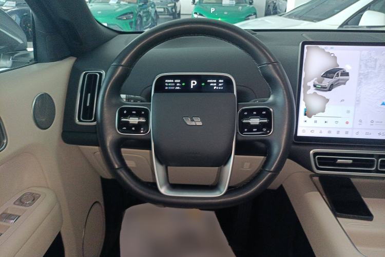 Used Li Auto L8 2023 Pro Model
