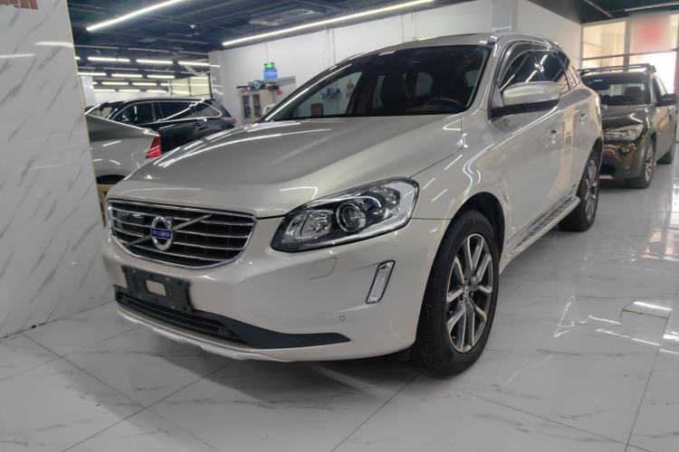 Used Volvo XC60 2017 T5 AWD Smart Upgrade Edition