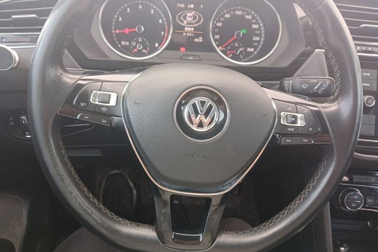Used Volkswagen Tiguan L 2018 Revised Version 330TSI Automatic Two-Wheel Drive Comfort Edition

