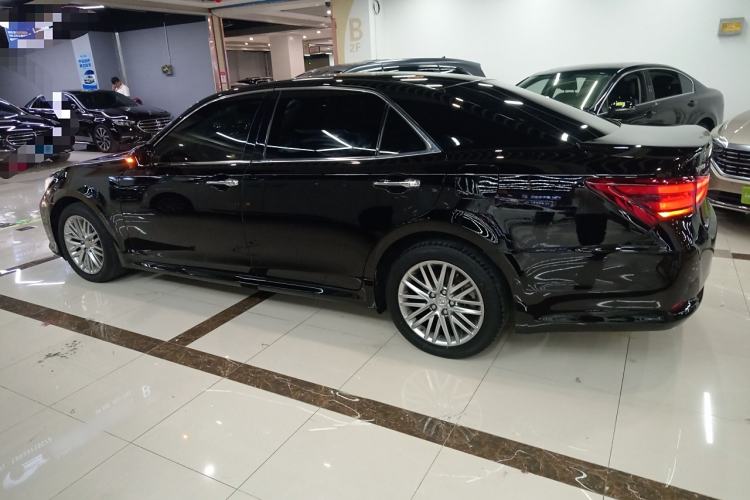 Used Toyota Crown 2017 2.0T Sport Edition
