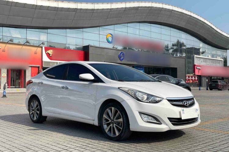 Used Hyundai Elantra 2015 1.6L Automatic Leading Model