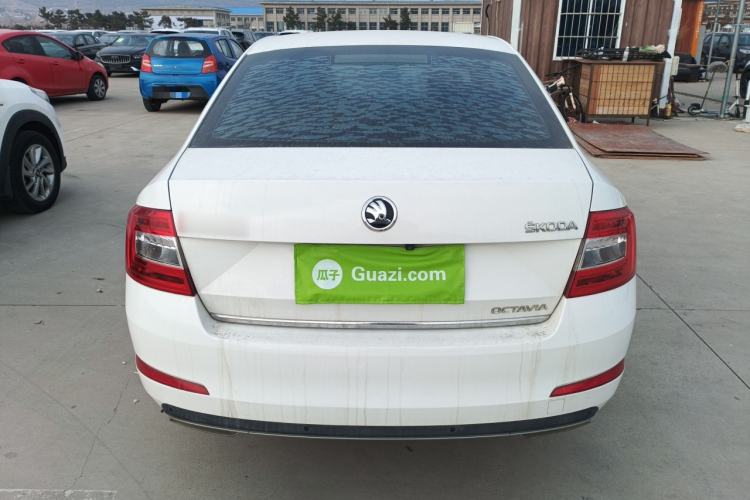 Used Skoda Octavia 2016 1.6L Automatic Smart Drive Edition