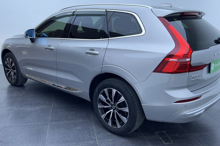 Used Volvo XC60 2023 B5 4x4 Smart Luxury Edition