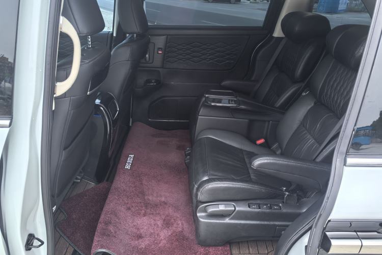 Used Honda Elysion 2024 2.0L eHEV Luxury Edition