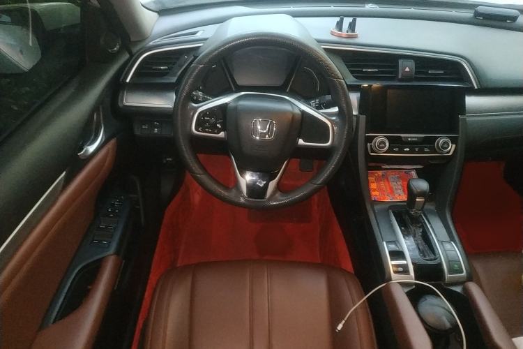 Used Honda Civic 2016 220TURBO CVT Luxury Edition
