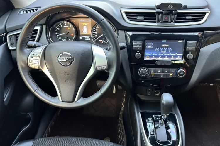 Used Nissan Qashqai 2017 2.0L CVT Smart Enjoyment Version China V Standard