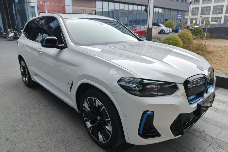 Used BMW iX3 2022 Leading Type

